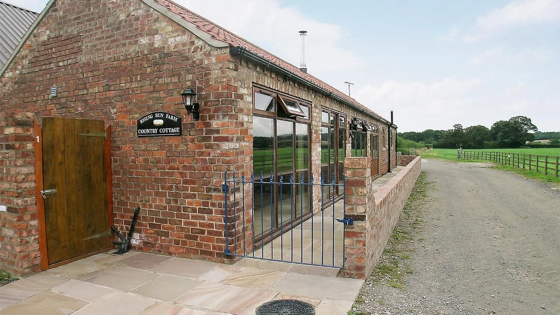 Rising Sun Holiday Cottage Aldwark